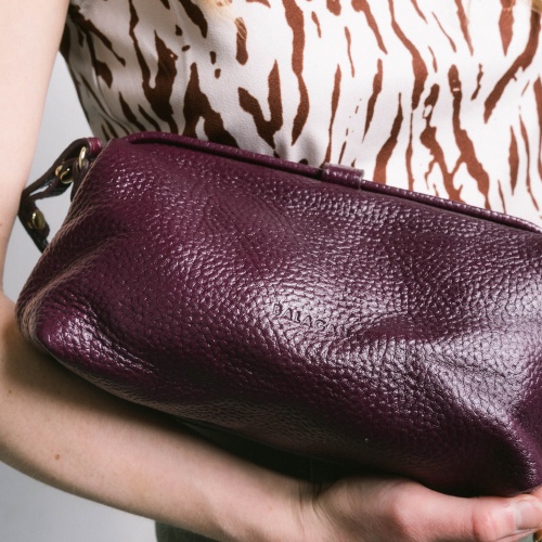 Rofe Bag M, grained burgundy